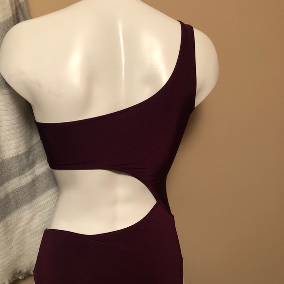 NWT Abercrombie and Fitch classic coverage burgundy swimsuit - Picture 5 of 12